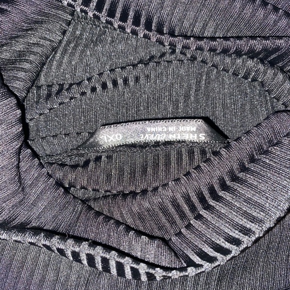 black longsleeve turtleneck - Picture 3 of 3
